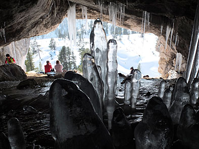 Blick aus einer Höhle im Dachsteingebigre, ANISA 2014