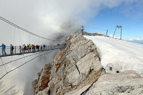 Massentourismus und Naturschutz im UNESCO-Welterbe Dachstein und Natura-2000-Schutzgebiet. Ein Beitrag der ANISA 2016