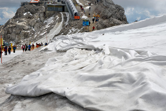 Dachstein Gletscherzustandsbericht 2012