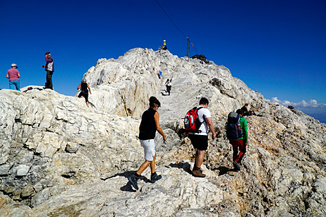 Gletscherzustandsbericht Schladminger und Hallsttter Gletscher, Dachsteingebirge. ANISA, Verein fr alpine Forschung 2016