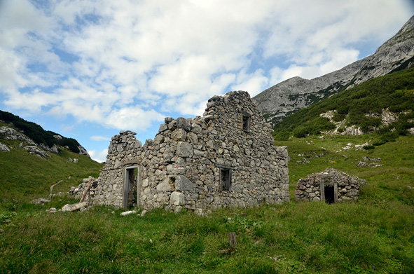 Hochalpine Wüstungsforschung. Archäologie in den Alpen. Projekt der ANISA und des Bundesdenkmalamtes 2012-2015. Bericht über die Forschungswoche 2014.