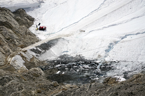 Schladminger und Hallstätter Gletscher 2025. Gletscherzustandsbericht, Gletscherbericht. ANISA, Verein für alpine Forschung. 